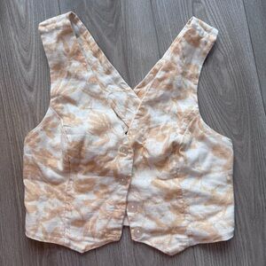 Abercrombie & Fitch Cream and Tan Floral Button Vest